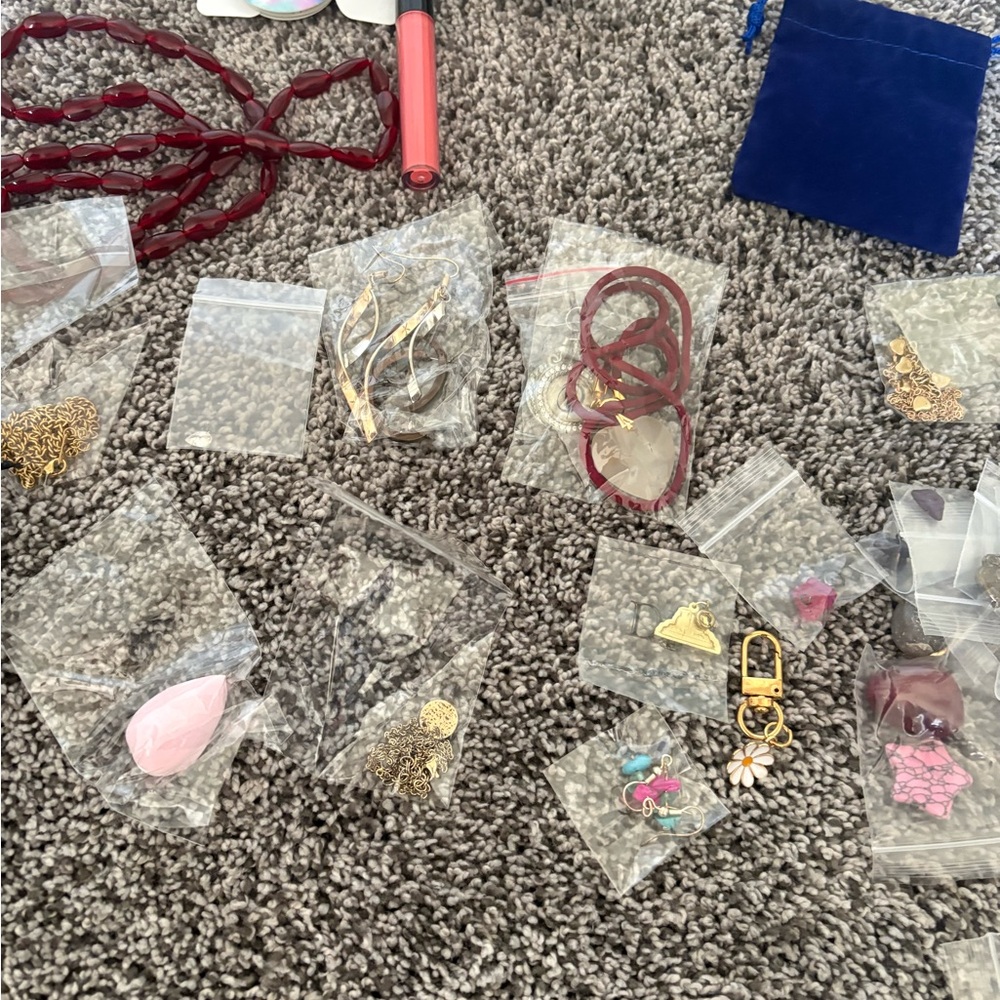 Mystery, Not So Mystery Bundle - Picture 8 of 10